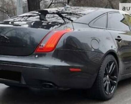 Сірий Ягуар XJL, об'ємом двигуна 3 л та пробігом 230 тис. км за 30000 $, фото 3 на Automoto.ua