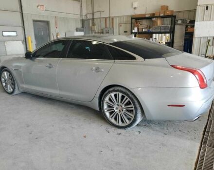 Серый Ягуар XJL, объемом двигателя 3 л и пробегом 194 тыс. км за 11600 $, фото 1 на Automoto.ua