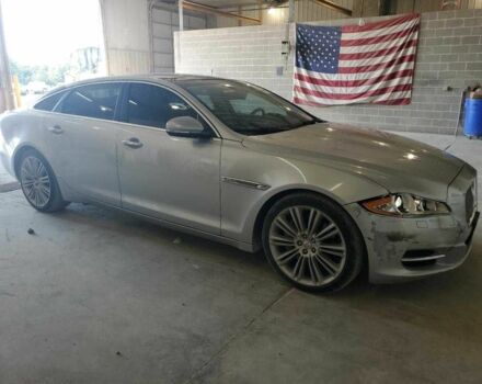 Серый Ягуар XJL, объемом двигателя 3 л и пробегом 194 тыс. км за 11600 $, фото 3 на Automoto.ua