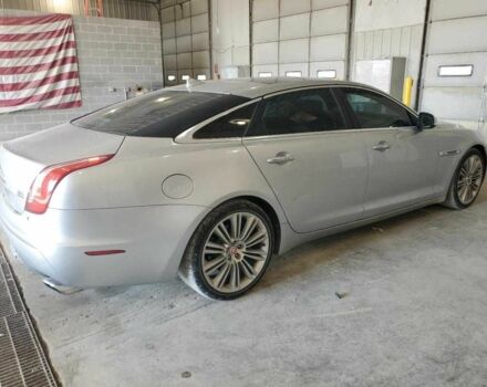 Серый Ягуар XJL, объемом двигателя 3 л и пробегом 194 тыс. км за 11600 $, фото 2 на Automoto.ua