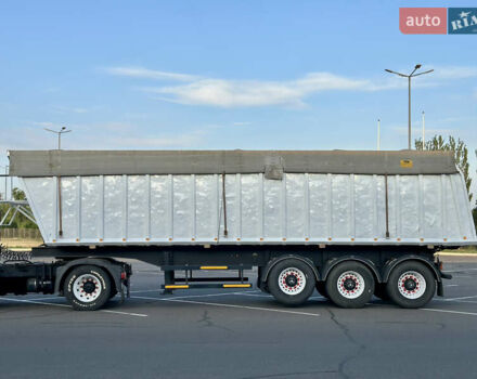 Черный Дженмил НВ, объемом двигателя 0 л и пробегом 111 тыс. км за 10500 $, фото 6 на Automoto.ua