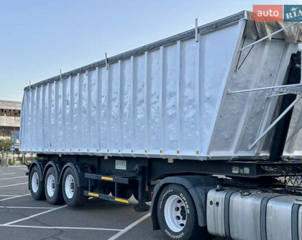 Черный Дженмил НВ, объемом двигателя 0 л и пробегом 111 тыс. км за 10500 $, фото 17 на Automoto.ua