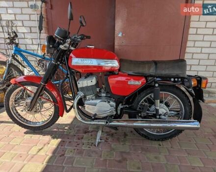 Красный ЯВА 350, объемом двигателя 0.35 л и пробегом 1 тыс. км за 1750 $, фото 3 на Automoto.ua
