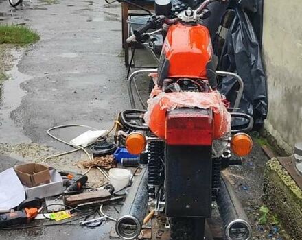 Красный ЯВА 350, объемом двигателя 0.34 л и пробегом 2 тыс. км за 4000 $, фото 2 на Automoto.ua