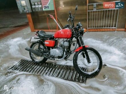 ЯВА 350 1995 в Ровно на Automoto.ua Красный ЯВА 350, объемом двигателя 0.35 л и пробегом 75 тыс. км за 400 $, фото 1 на Automoto.ua