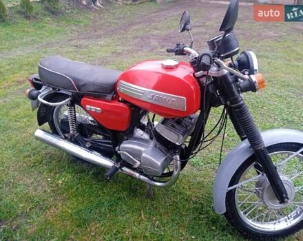 Красный ЯВА 350 Classic, объемом двигателя 0 л и пробегом 12 тыс. км за 600 $, фото 1 на Automoto.ua
