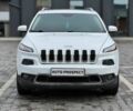 Белый Джип Чероки, объемом двигателя 3.3 л и пробегом 180 тыс. км за 13999 $, фото 1 на Automoto.ua