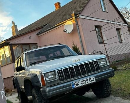 Белый Джип Чероки, объемом двигателя 4 л и пробегом 1000 тыс. км за 4500 $, фото 3 на Automoto.ua