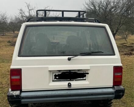 Белый Джип Чероки, объемом двигателя 2.5 л и пробегом 254 тыс. км за 4600 $, фото 1 на Automoto.ua