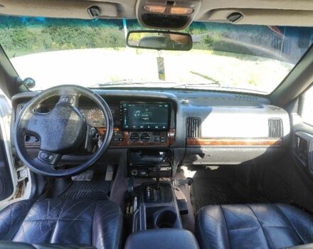 Білий Джип Cherokee, об'ємом двигуна 5.2 л та пробігом 400 тис. км за 5300 $, фото 4 на Automoto.ua