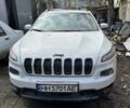 Білий Джип Cherokee, об'ємом двигуна 3.2 л та пробігом 135 тис. км за 7900 $, фото 1 на Automoto.ua