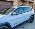 Белый Джип Чероки, объемом двигателя 3.2 л и пробегом 179 тыс. км за 14500 $, фото 3 на Automoto.ua