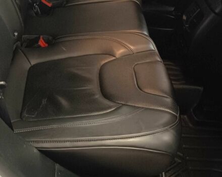 Белый Джип Чероки, объемом двигателя 2 л и пробегом 108 тыс. км за 26020 $, фото 11 на Automoto.ua