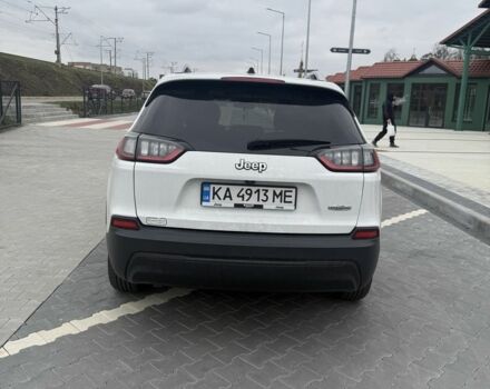 Білий Джип Cherokee, об'ємом двигуна 2.4 л та пробігом 240 тис. км за 15500 $, фото 5 на Automoto.ua