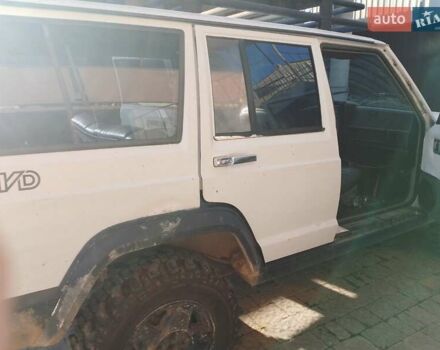 Белый Джип Чероки, объемом двигателя 0 л и пробегом 1 тыс. км за 4000 $, фото 2 на Automoto.ua