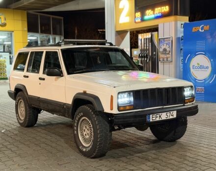 Білий Джип Cherokee, об'ємом двигуна 2.5 л та пробігом 343 тис. км за 2100 $, фото 2 на Automoto.ua