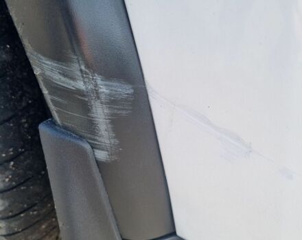 Белый Джип Чероки, объемом двигателя 3 л и пробегом 255 тыс. км за 16500 $, фото 7 на Automoto.ua