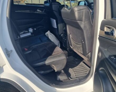 Белый Джип Чероки, объемом двигателя 3 л и пробегом 255 тыс. км за 16500 $, фото 6 на Automoto.ua