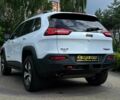 Білий Джип Cherokee, об'ємом двигуна 3.2 л та пробігом 273 тис. км за 11900 $, фото 4 на Automoto.ua