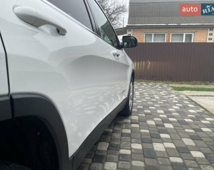 Белый Джип Чероки, объемом двигателя 2.4 л и пробегом 190 тыс. км за 12999 $, фото 24 на Automoto.ua