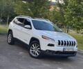 Білий Джип Cherokee, об'ємом двигуна 2.36 л та пробігом 230 тис. км за 10900 $, фото 1 на Automoto.ua