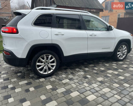 Белый Джип Чероки, объемом двигателя 2.4 л и пробегом 190 тыс. км за 12999 $, фото 12 на Automoto.ua