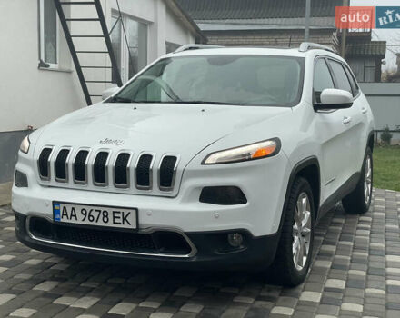Белый Джип Чероки, объемом двигателя 2.4 л и пробегом 190 тыс. км за 12999 $, фото 1 на Automoto.ua