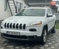 Белый Джип Чероки, объемом двигателя 2.4 л и пробегом 190 тыс. км за 12999 $, фото 1 на Automoto.ua