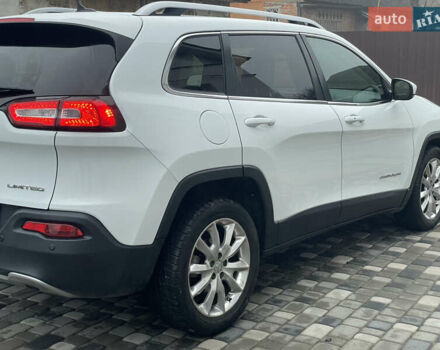 Белый Джип Чероки, объемом двигателя 2.4 л и пробегом 190 тыс. км за 12999 $, фото 10 на Automoto.ua