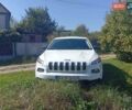 Білий Джип Cherokee, об'ємом двигуна 2.36 л та пробігом 190 тис. км за 12800 $, фото 1 на Automoto.ua