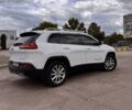 Білий Джип Cherokee, об'ємом двигуна 2.4 л та пробігом 220 тис. км за 13000 $, фото 6 на Automoto.ua