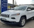 Белый Джип Чероки, объемом двигателя 24 л и пробегом 155 тыс. км за 14950 $, фото 1 на Automoto.ua