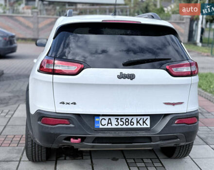 Білий Джип Cherokee, об'ємом двигуна 2.36 л та пробігом 205 тис. км за 12000 $, фото 13 на Automoto.ua