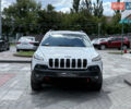 Білий Джип Cherokee, об'ємом двигуна 2.36 л та пробігом 205 тис. км за 12000 $, фото 4 на Automoto.ua
