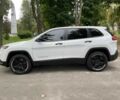 Джип Чероки 2014 в Киеве на Automoto.ua Белый Джип Чероки, объемом двигателя 2.4 л и пробегом 290 тыс. км за 12490 $, фото 11 на Automoto.ua