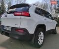 Белый Джип Чероки, объемом двигателя 2.4 л и пробегом 175 тыс. км за 13400 $, фото 21 на Automoto.ua