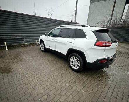 Білий Джип Cherokee, об'ємом двигуна 2.36 л та пробігом 190 тис. км за 10000 $, фото 3 на Automoto.ua