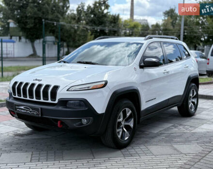 Білий Джип Cherokee, об'ємом двигуна 2.36 л та пробігом 205 тис. км за 12000 $, фото 6 на Automoto.ua