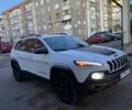 Білий Джип Cherokee, об'ємом двигуна 3.24 л та пробігом 130 тис. км за 15000 $, фото 1 на Automoto.ua