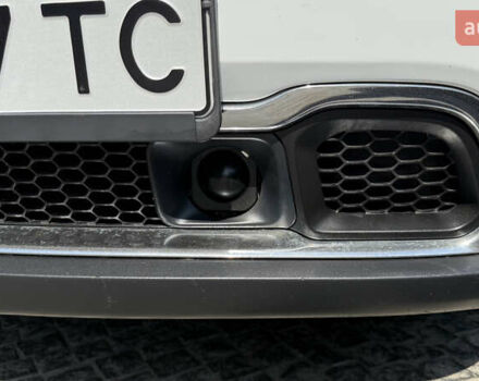 Джип Чероки 2014 в Днепре (Днепропетровске) на Automoto.ua Белый Джип Чероки, объемом двигателя 2.36 л и пробегом 359 тыс. км за 13300 $, фото 30 на Automoto.ua