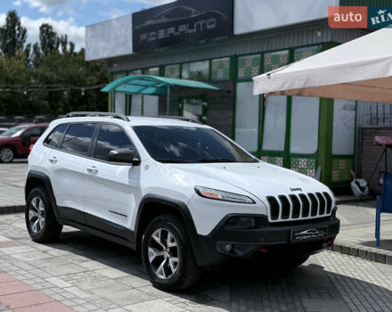 Білий Джип Cherokee, об'ємом двигуна 2.36 л та пробігом 205 тис. км за 12000 $, фото 5 на Automoto.ua