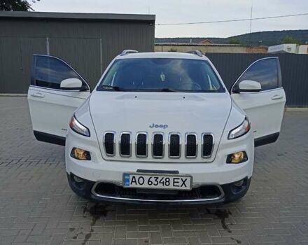 Джип Чероки 2014 в Ужгороде на Automoto.ua Белый Джип Чероки, объемом двигателя 2.4 л и пробегом 123 тыс. км за 17499 $, фото 10 на Automoto.ua