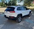 Білий Джип Cherokee, об'ємом двигуна 2.36 л та пробігом 235 тис. км за 13800 $, фото 7 на Automoto.ua