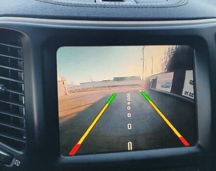 Джип Чероки 2014 в Прилуках на Automoto.ua Белый Джип Чероки, объемом двигателя 2.36 л и пробегом 98 тыс. км за 16000 $, фото 11 на Automoto.ua