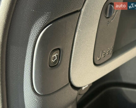 Білий Джип Cherokee, об'ємом двигуна 3.2 л та пробігом 135 тис. км за 12300 $, фото 25 на Automoto.ua