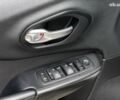 Джип Чероки 2014 в Киеве на Automoto.ua Белый Джип Чероки, объемом двигателя 2.4 л и пробегом 290 тыс. км за 12490 $, фото 14 на Automoto.ua