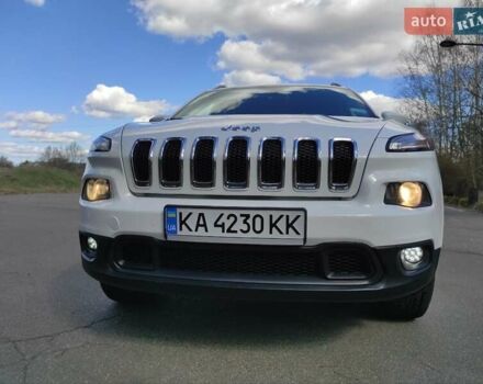 Белый Джип Чероки, объемом двигателя 2.4 л и пробегом 175 тыс. км за 13400 $, фото 28 на Automoto.ua