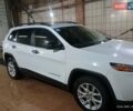 Джип Cherokee 2014 у Харкові на Automoto.ua Білий Джип Cherokee, об'ємом двигуна 2.36 л та пробігом 270 тис. км за 11000 $, фото 2 на Automoto.ua