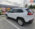 Джип Cherokee 2015 у Києві на Automoto.ua Білий Джип Cherokee, об'ємом двигуна 3.24 л та пробігом 148 тис. км за 13800 $, фото 2 на Automoto.ua