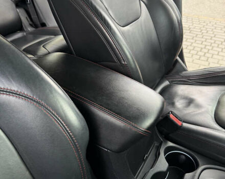 Белый Джип Чероки, объемом двигателя 3.24 л и пробегом 175 тыс. км за 16000 $, фото 42 на Automoto.ua